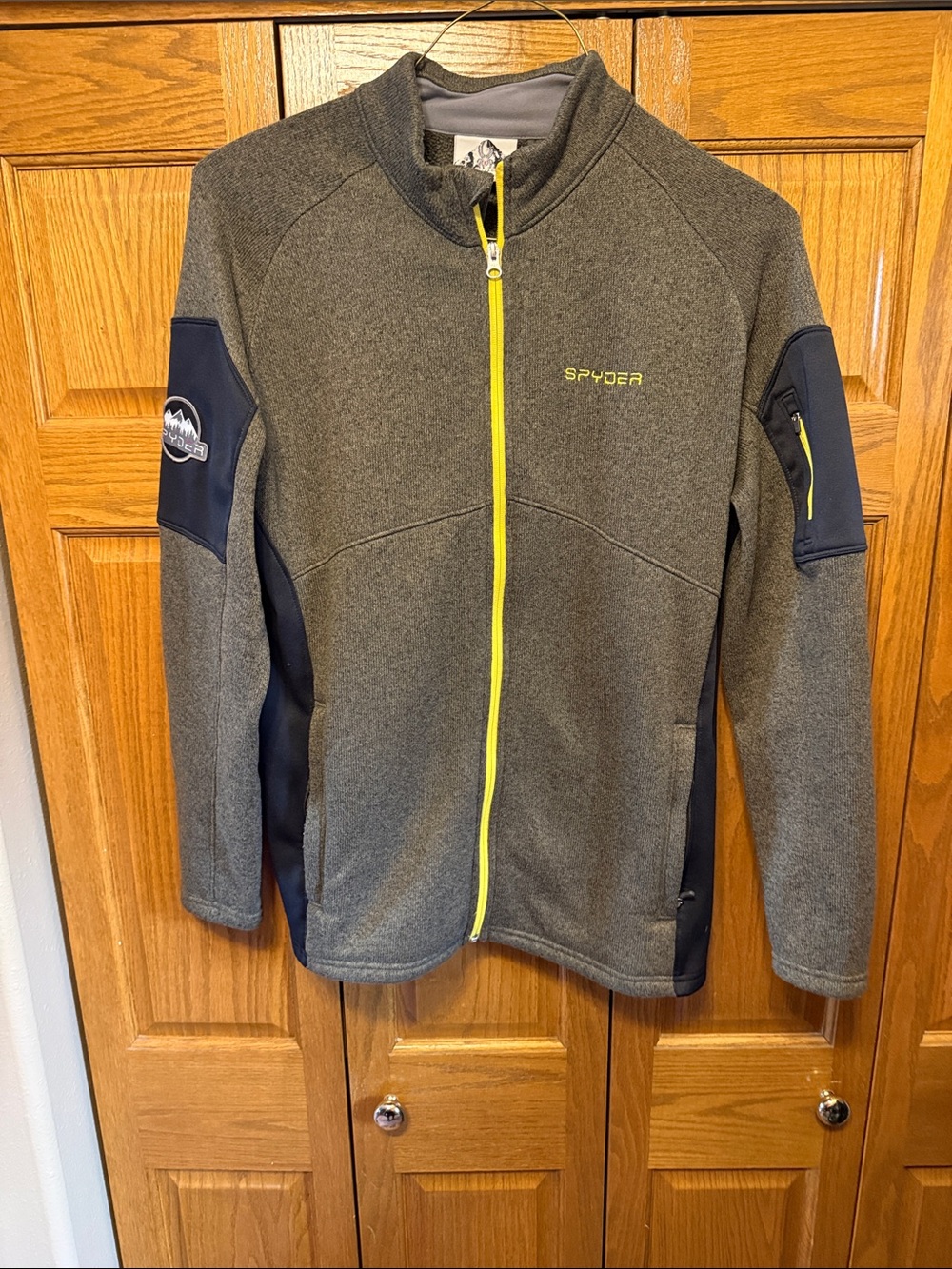Spyder Men’s Gray and Yellow Jacket-XL
